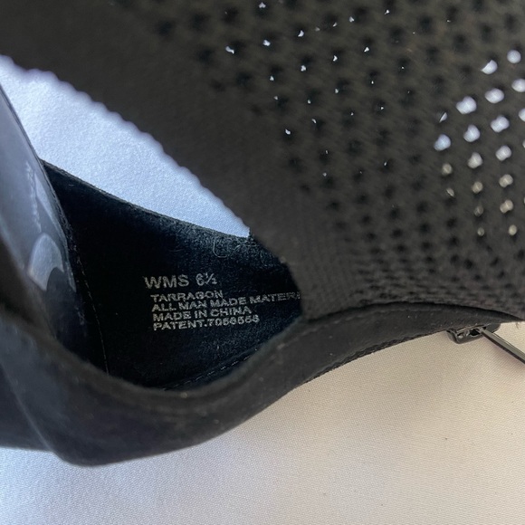 Report Tarragon Peep Toe Perforated Ankle Women’s Bootie Size 6.5 - Picture 8 of 10